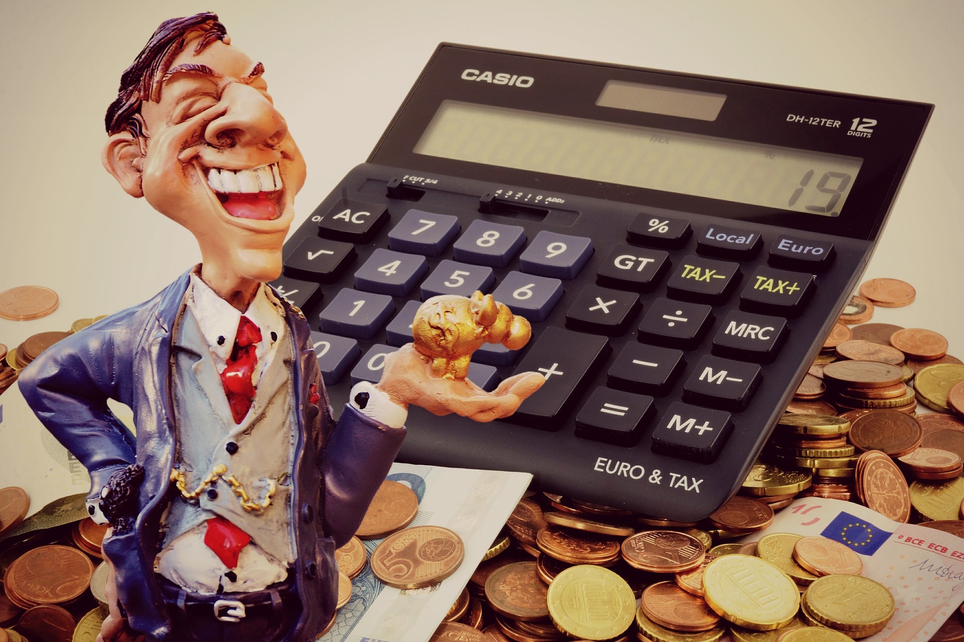 WHAT TO LOOK OUT FOR WHEN SELECTING A FOREX BROKER.